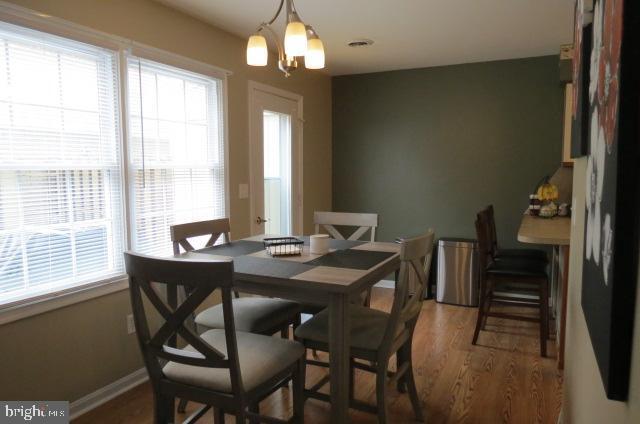 417 DELANCEY COURT