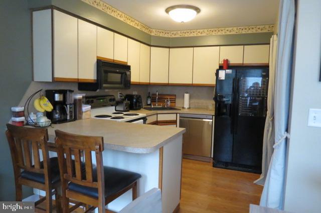 417 DELANCEY COURT