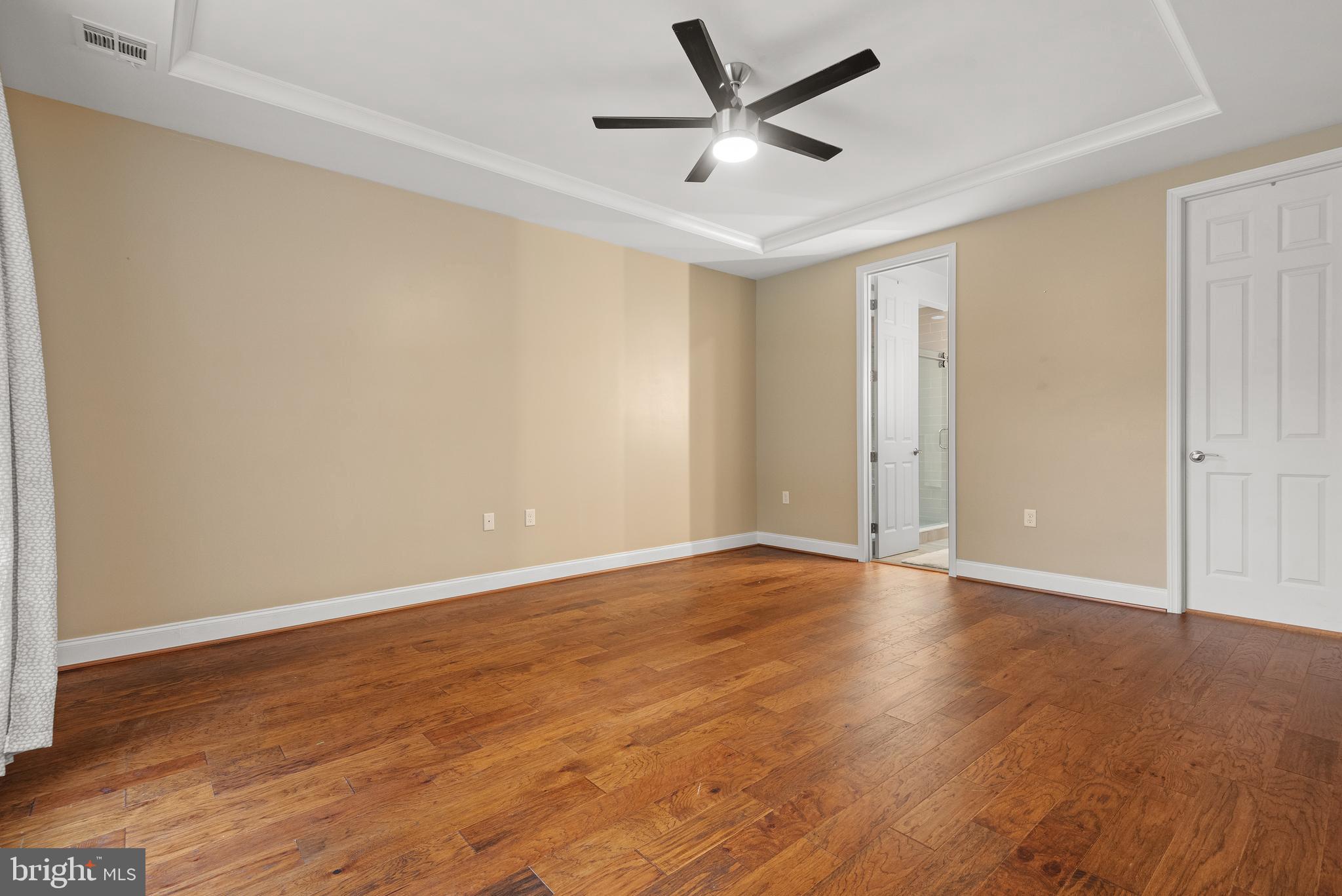 757 BARN SWALLOW WAY