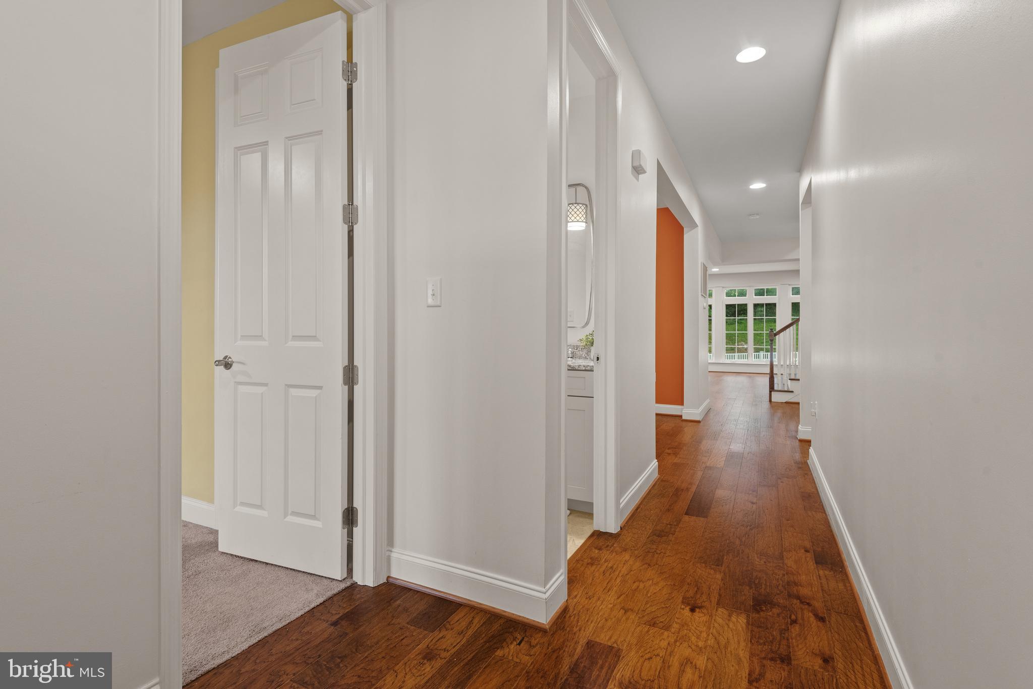 757 BARN SWALLOW WAY