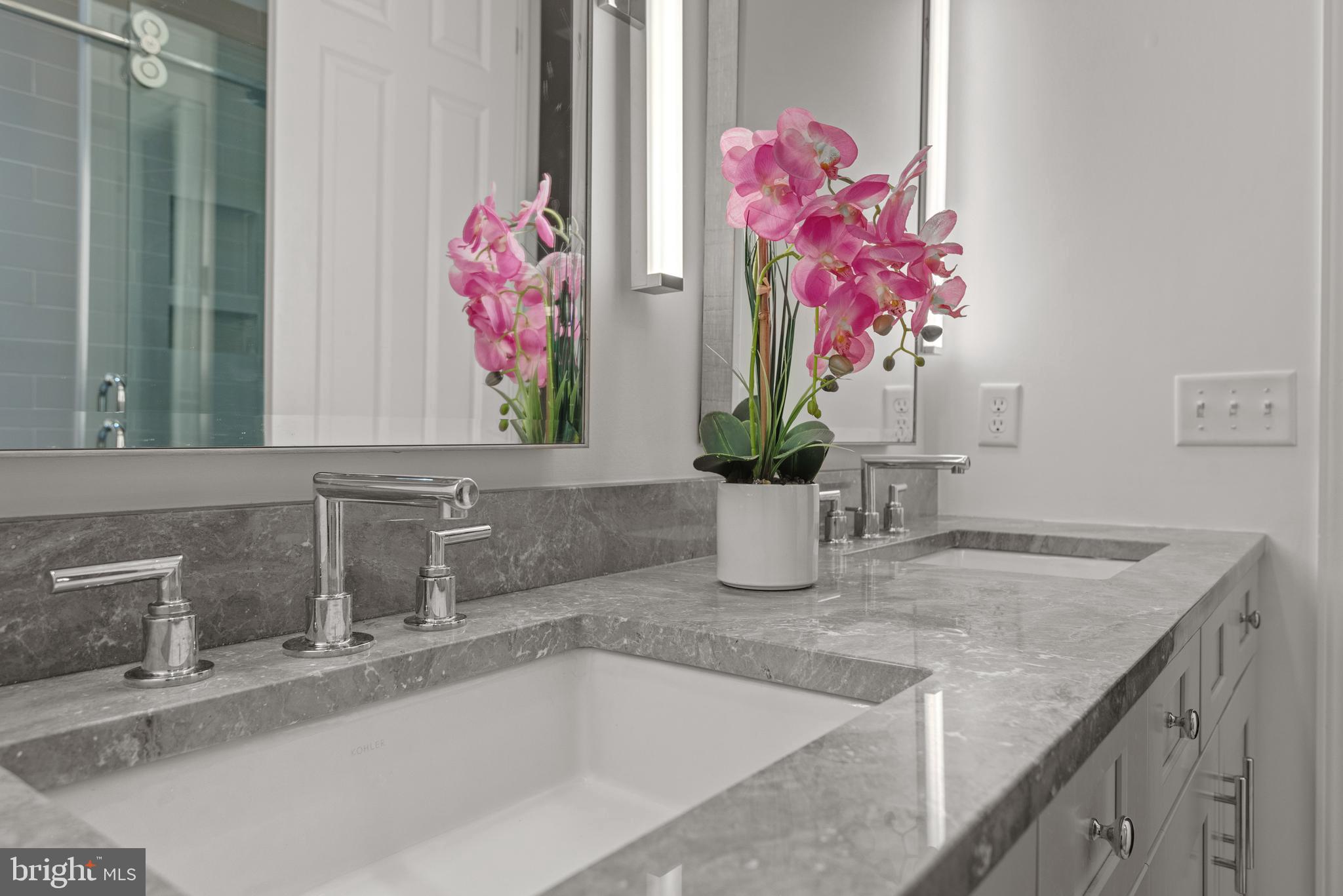 757 BARN SWALLOW WAY