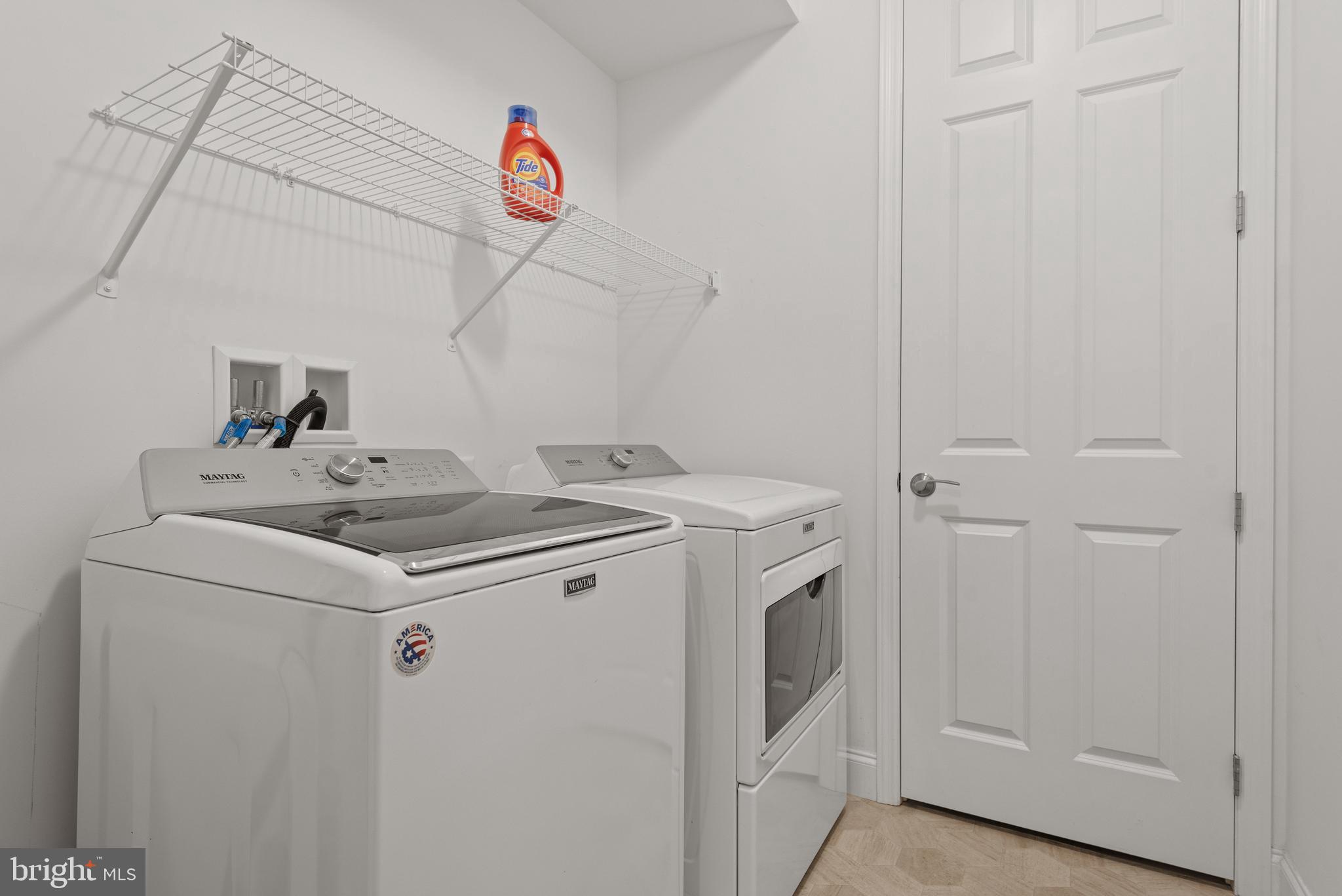 757 BARN SWALLOW WAY