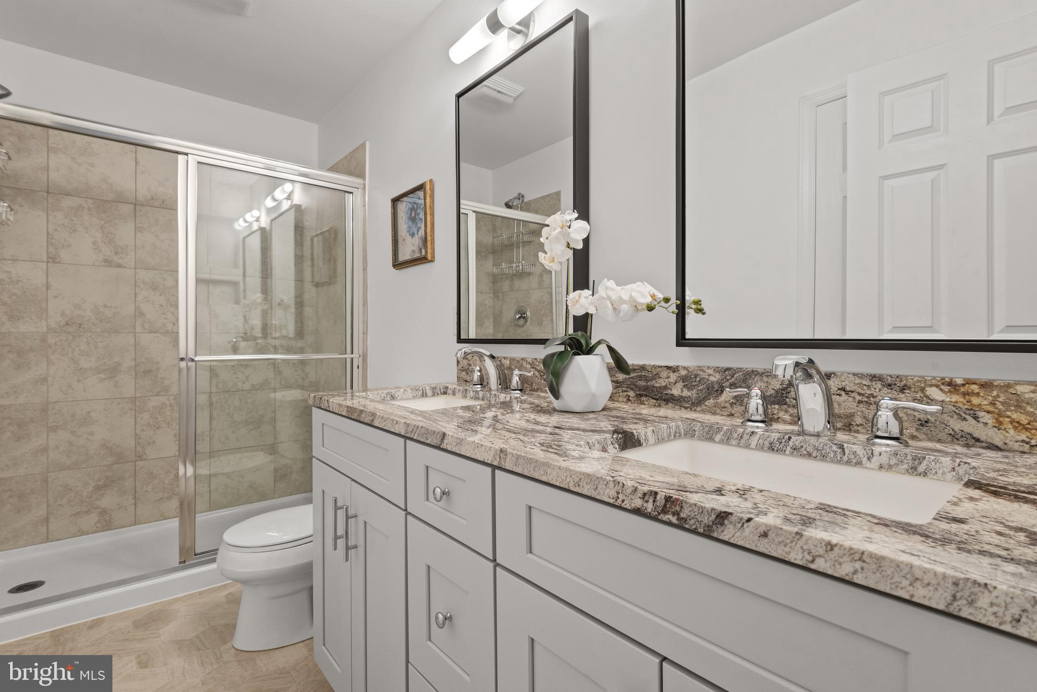 757 BARN SWALLOW WAY