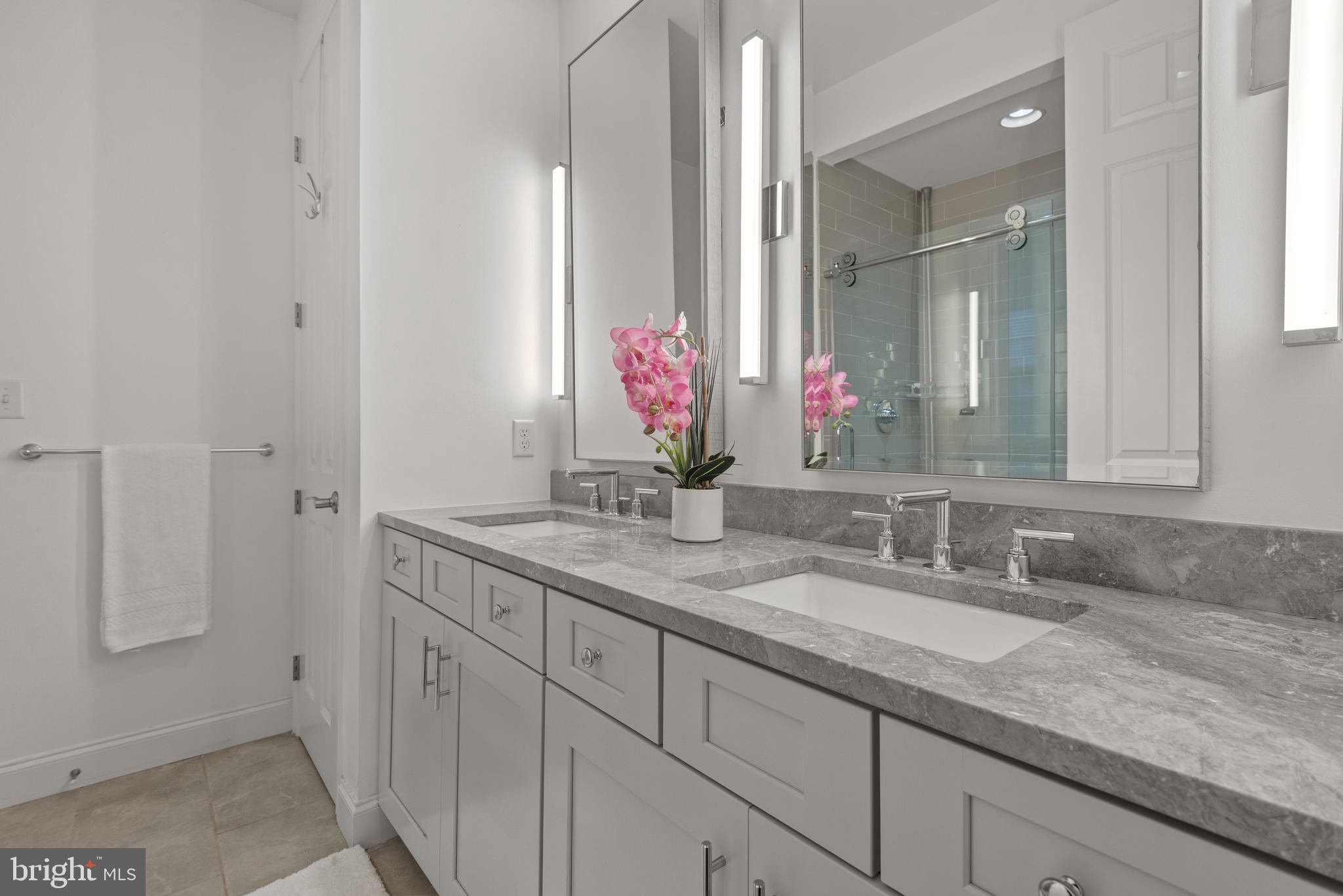 757 BARN SWALLOW WAY