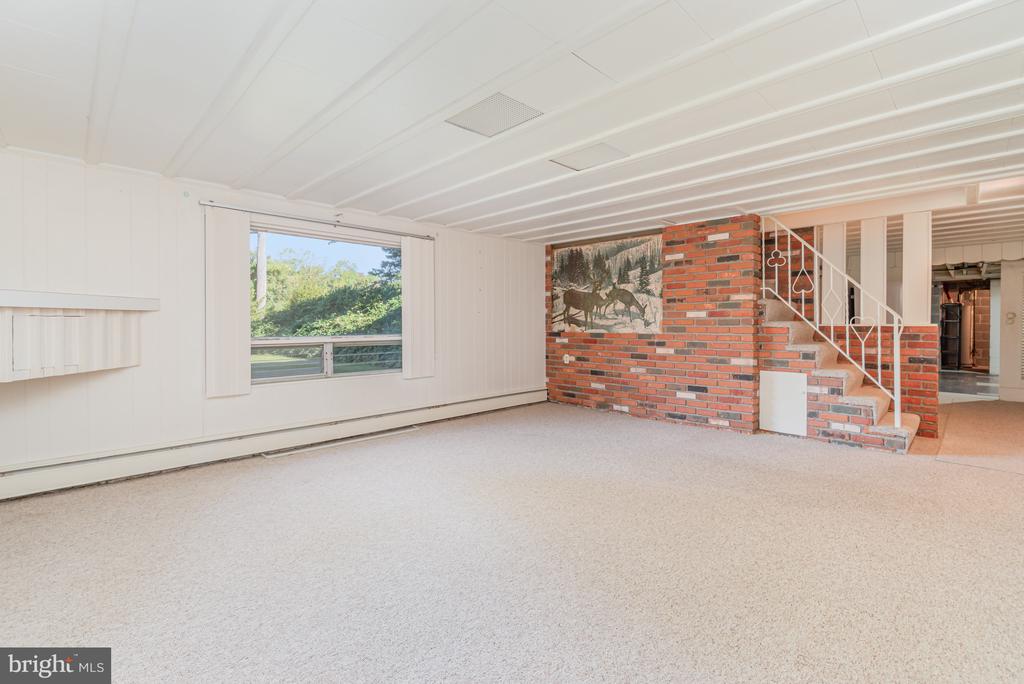 13 GREENWAY DRIVE