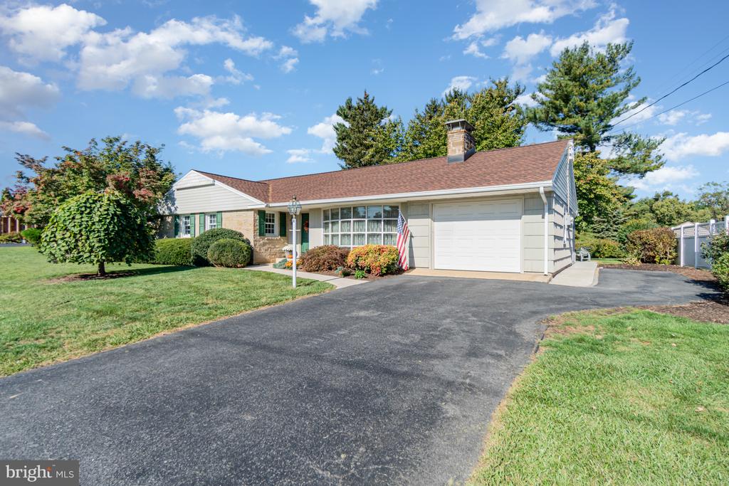 13 GREENWAY DRIVE