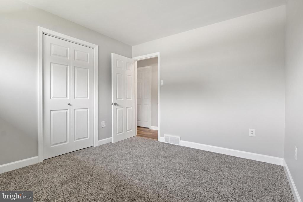 5615 DEVON DRIVE