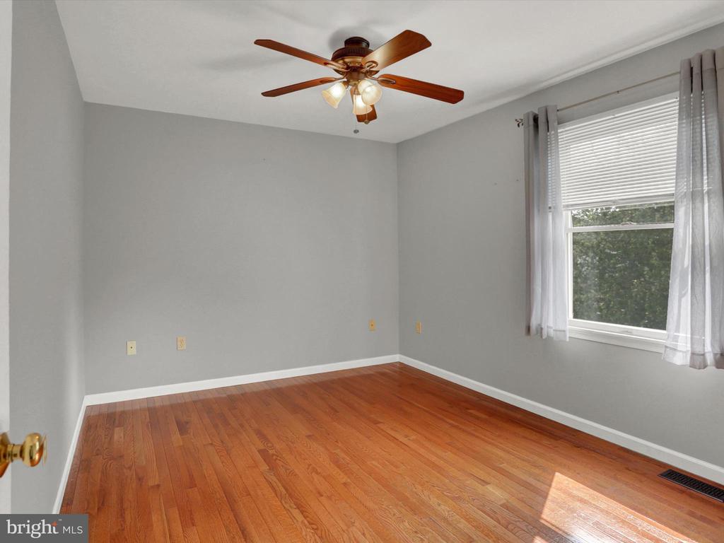 1500 PINE HOLLOW ROAD