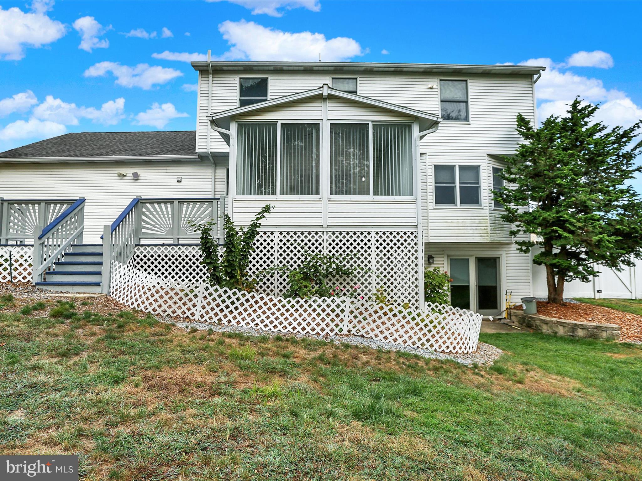 1500 PINE HOLLOW ROAD