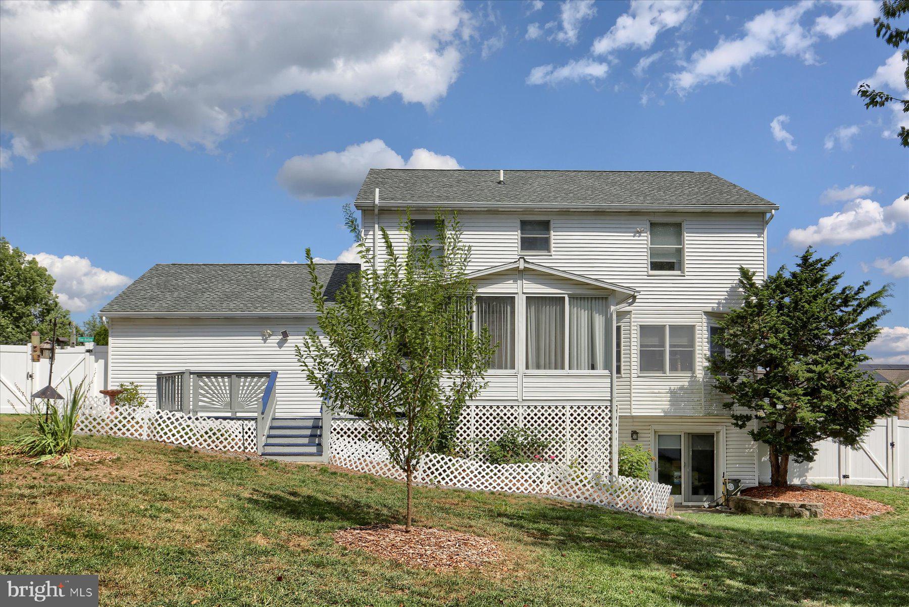 1500 PINE HOLLOW ROAD