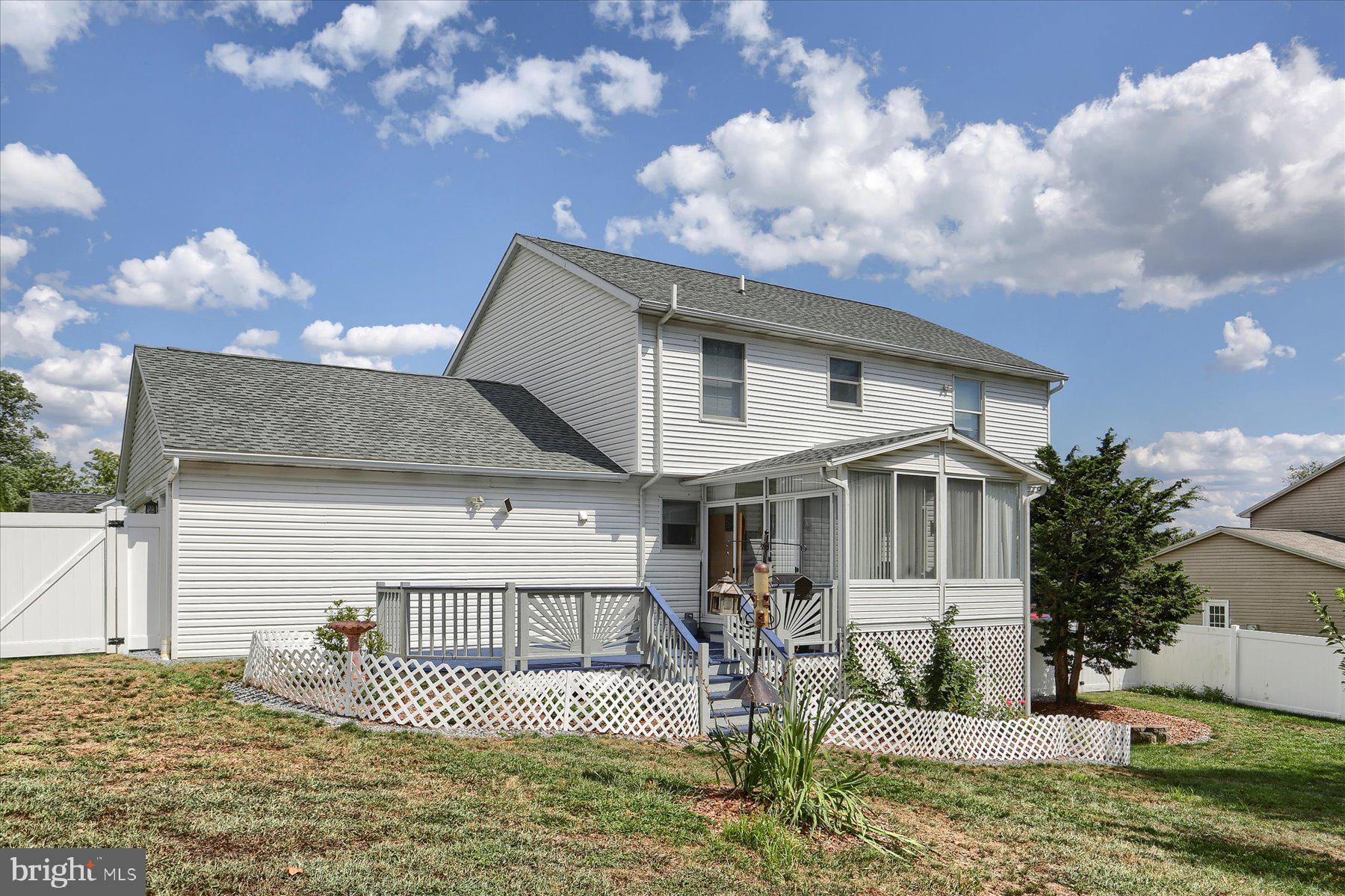 1500 PINE HOLLOW ROAD