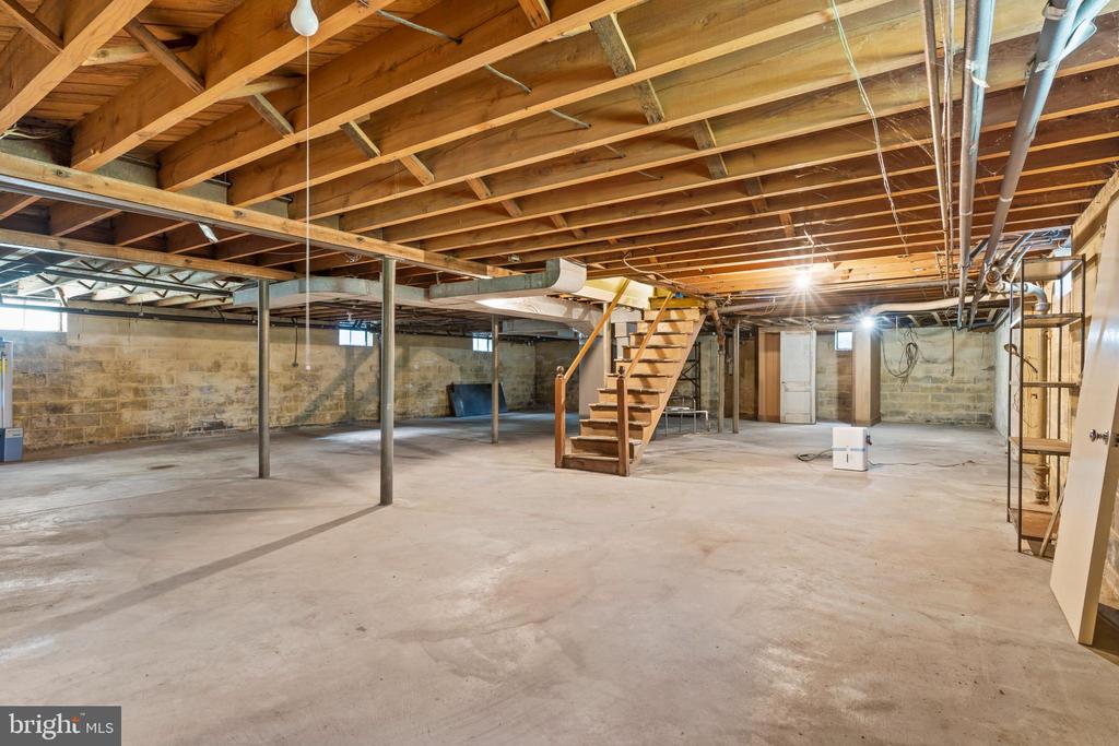 2702 N 2ND STREET