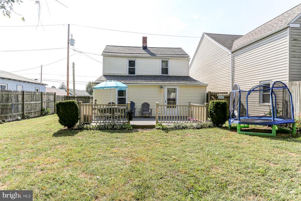 41 E HIGH STREET