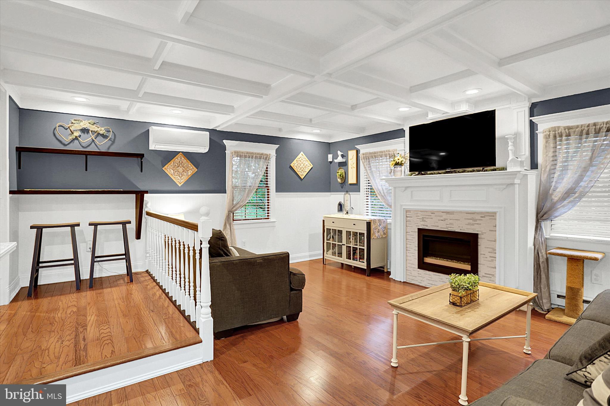 211 EDDINGTON AVENUE