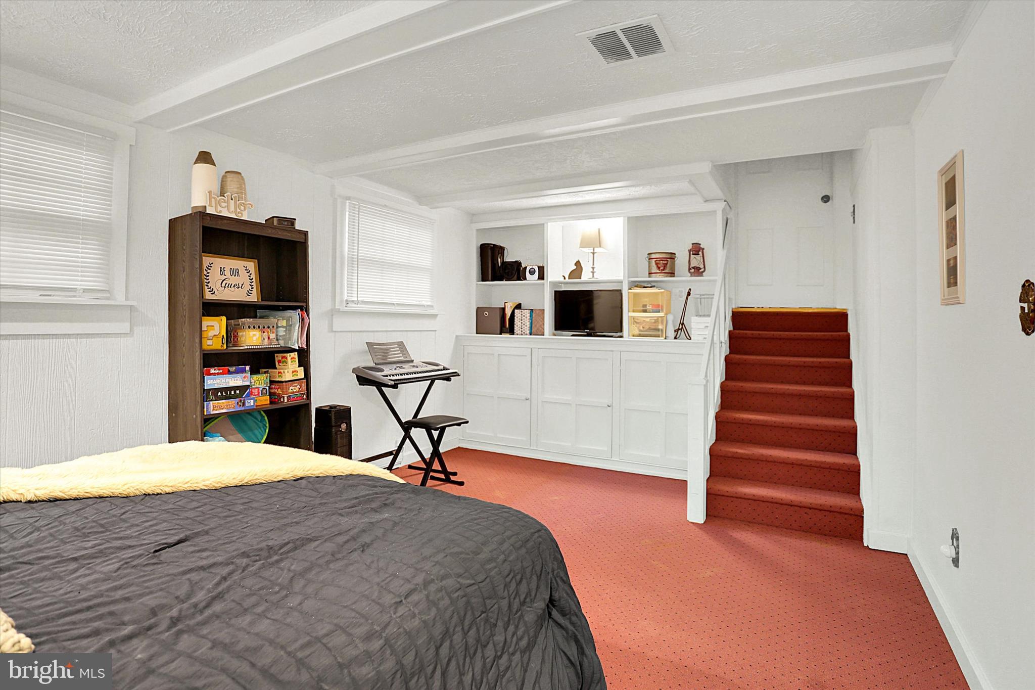 211 EDDINGTON AVENUE