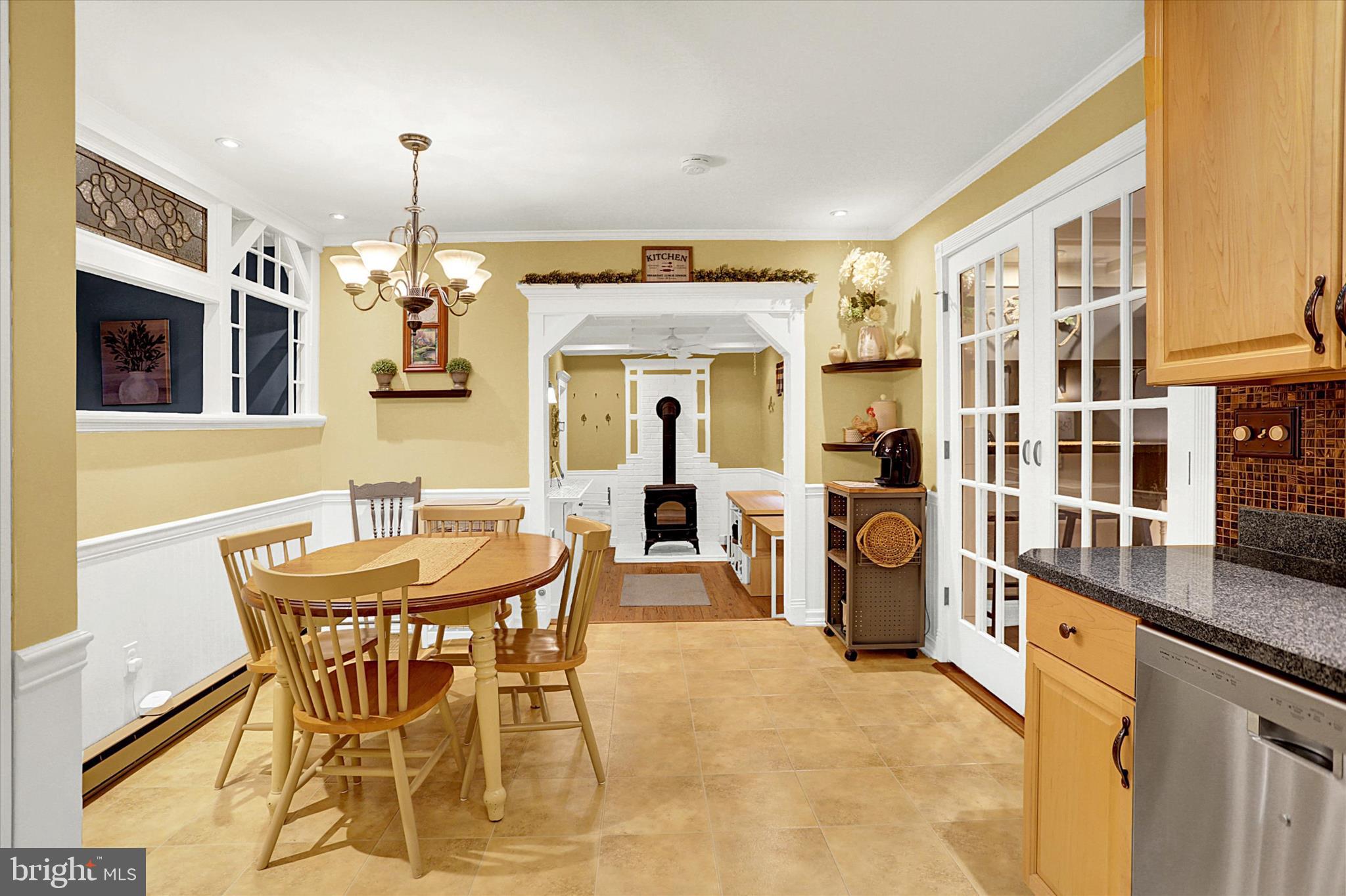 211 EDDINGTON AVENUE