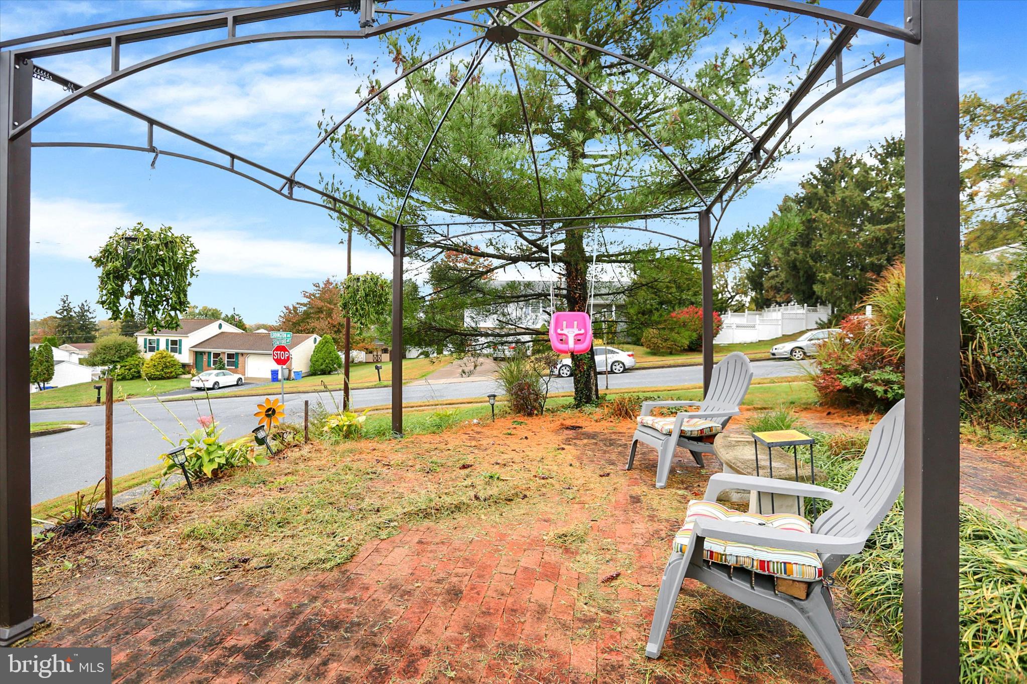 211 EDDINGTON AVENUE