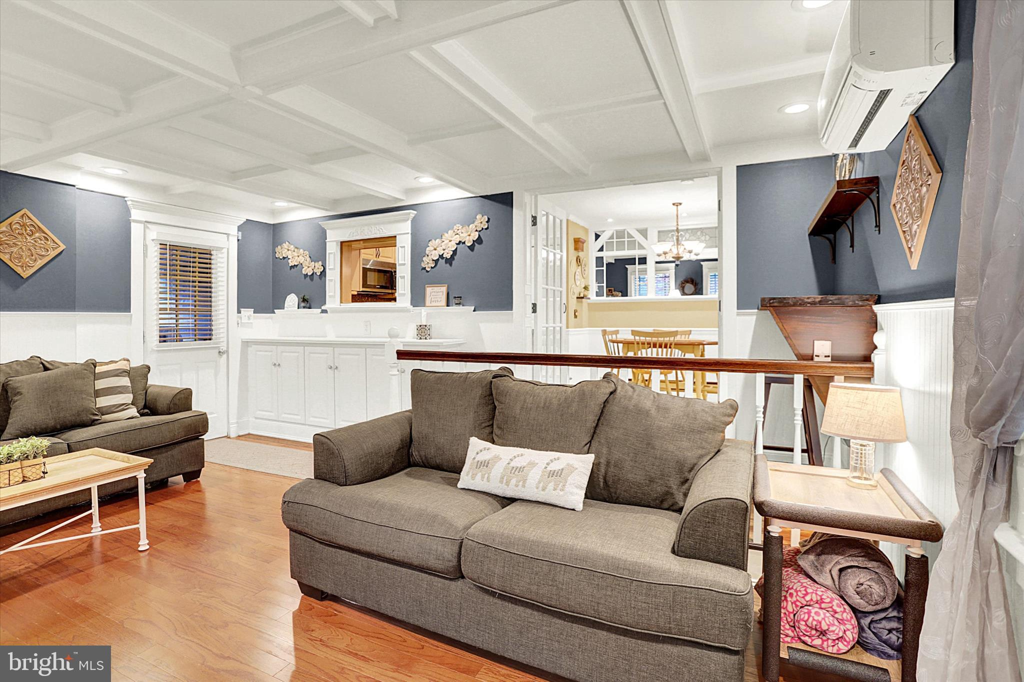 211 EDDINGTON AVENUE