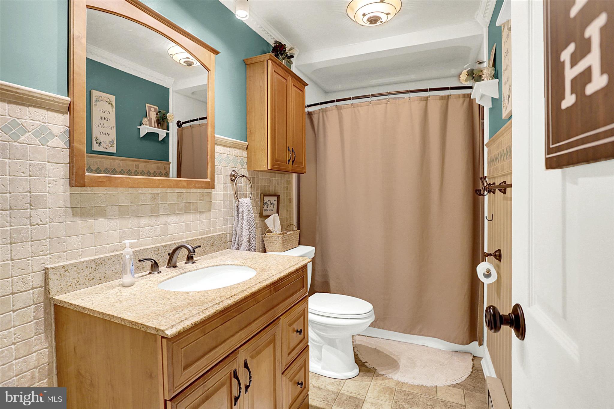 211 EDDINGTON AVENUE