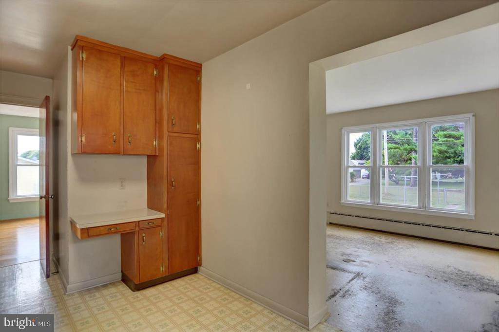105 OAK LANE