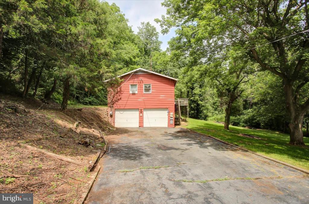 3593 FUNK ROAD