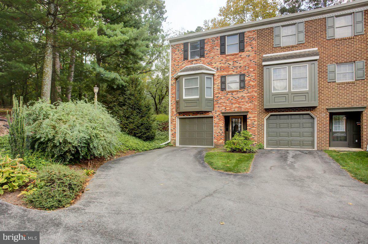 317 VALLEY VIEW DRIVE