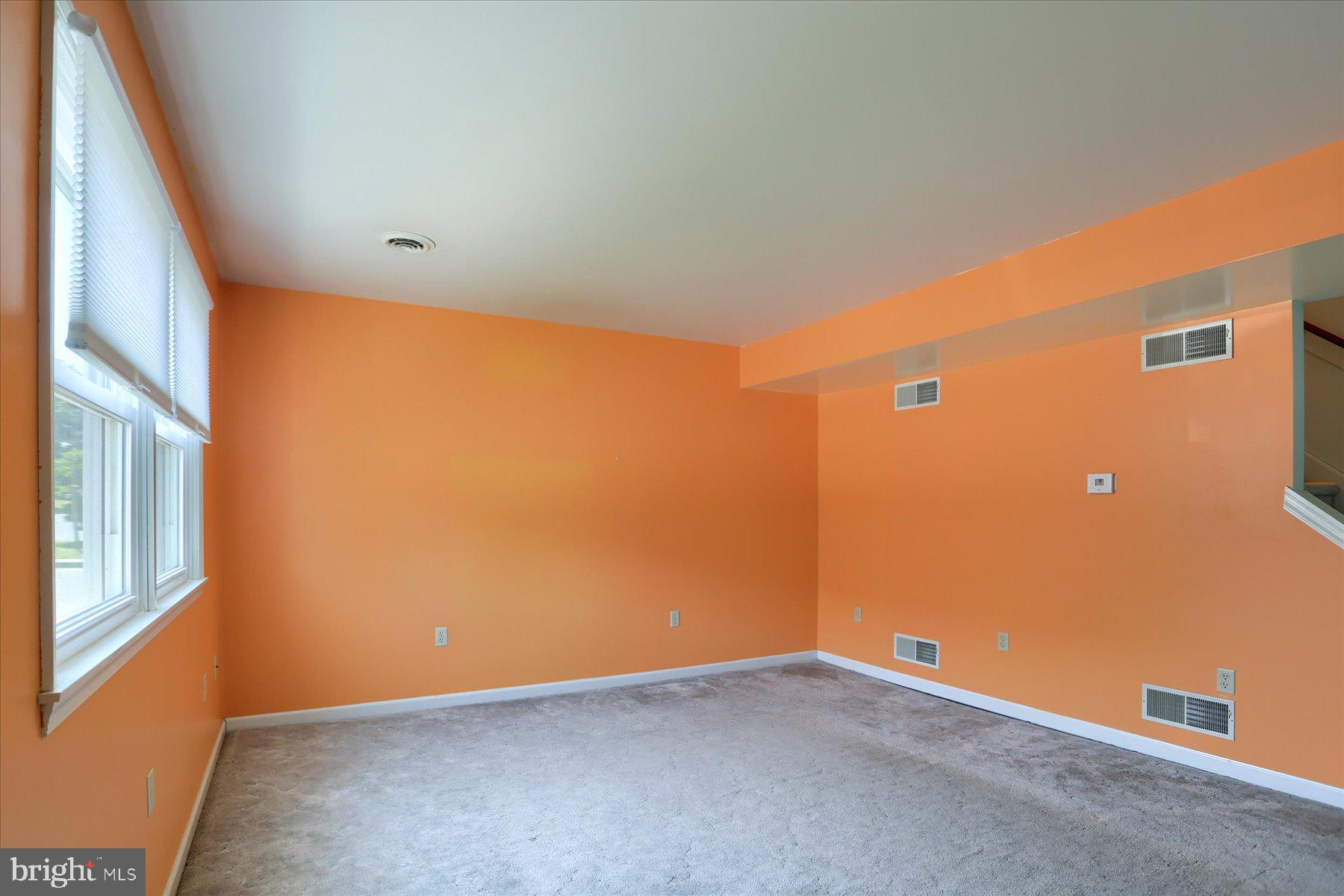 51 W CABIN HOLLOW ROAD 1