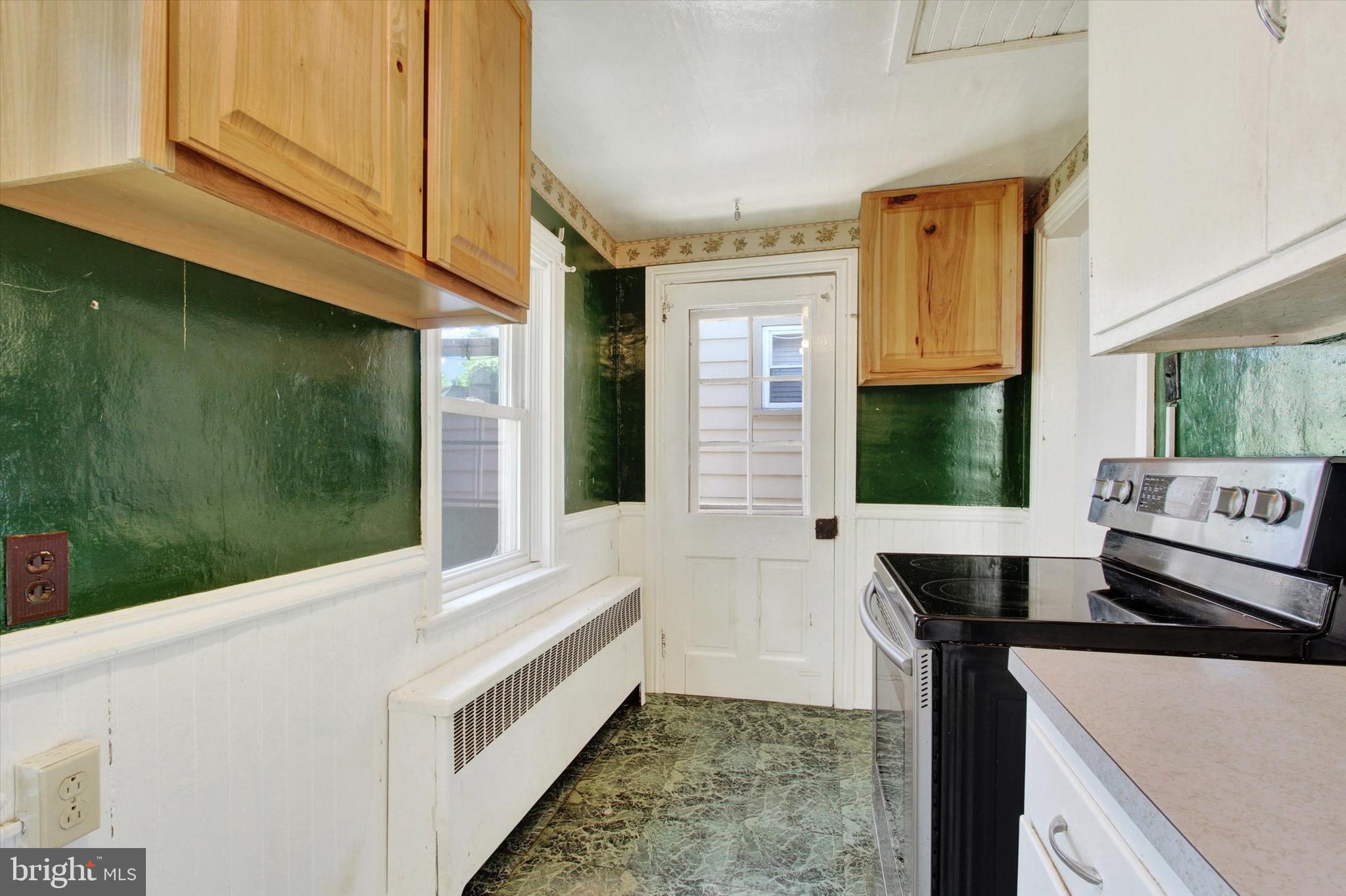 121 S BALTIMORE STREET