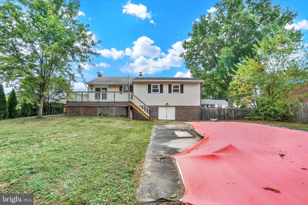2248 CHESTNUT ROAD