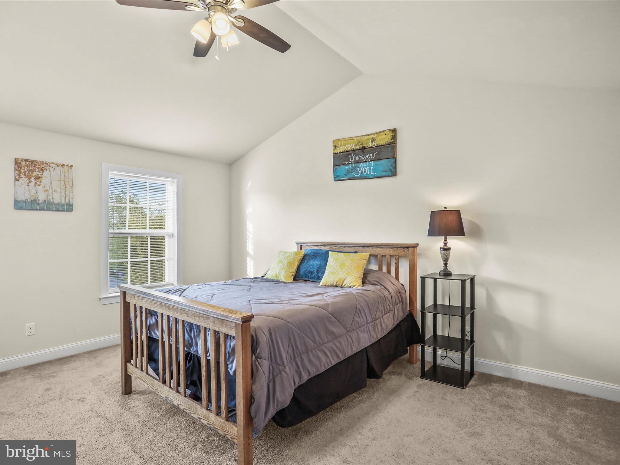 32 SPEND A BUCK DRIVE