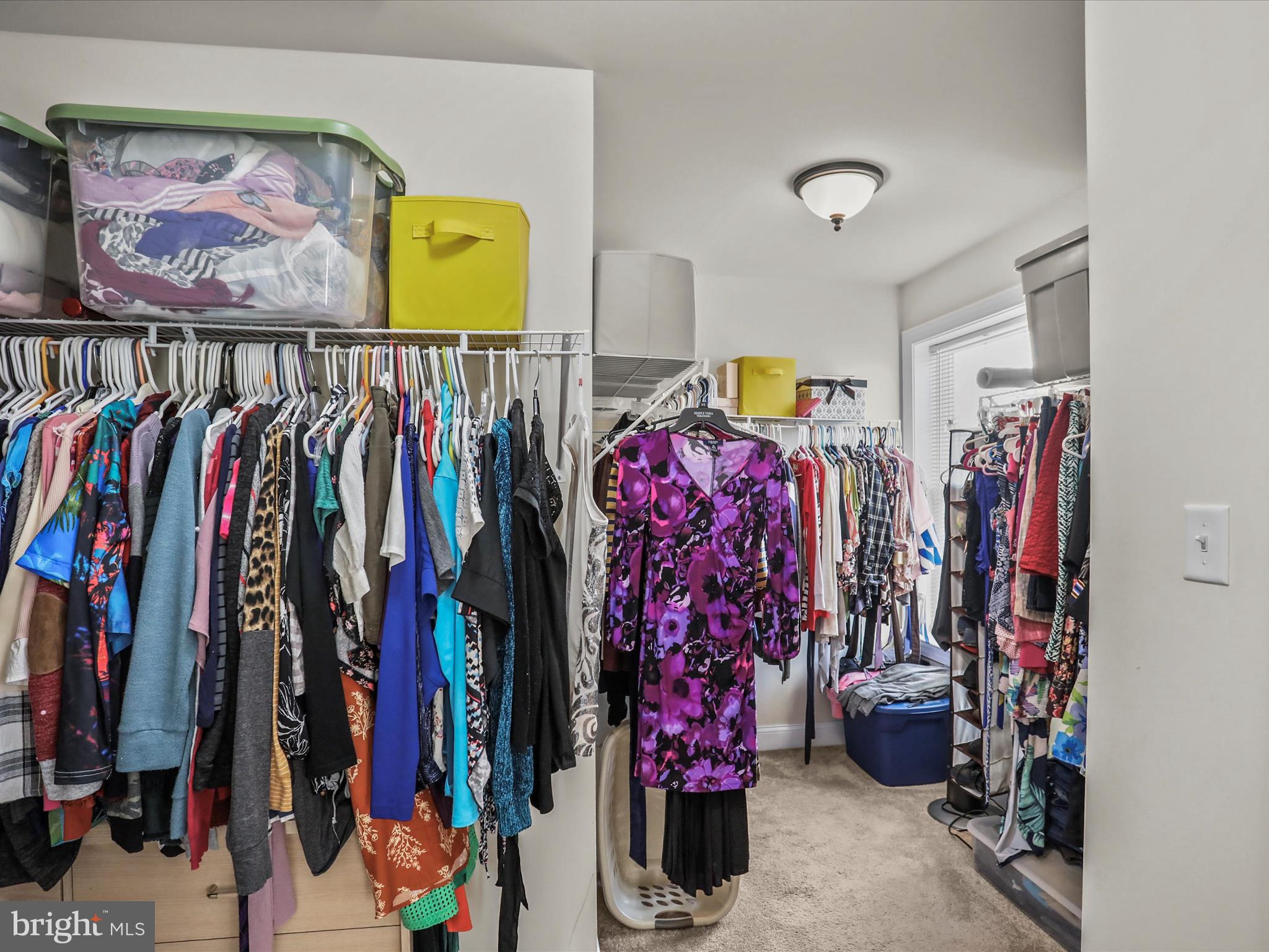 32 SPEND A BUCK DRIVE