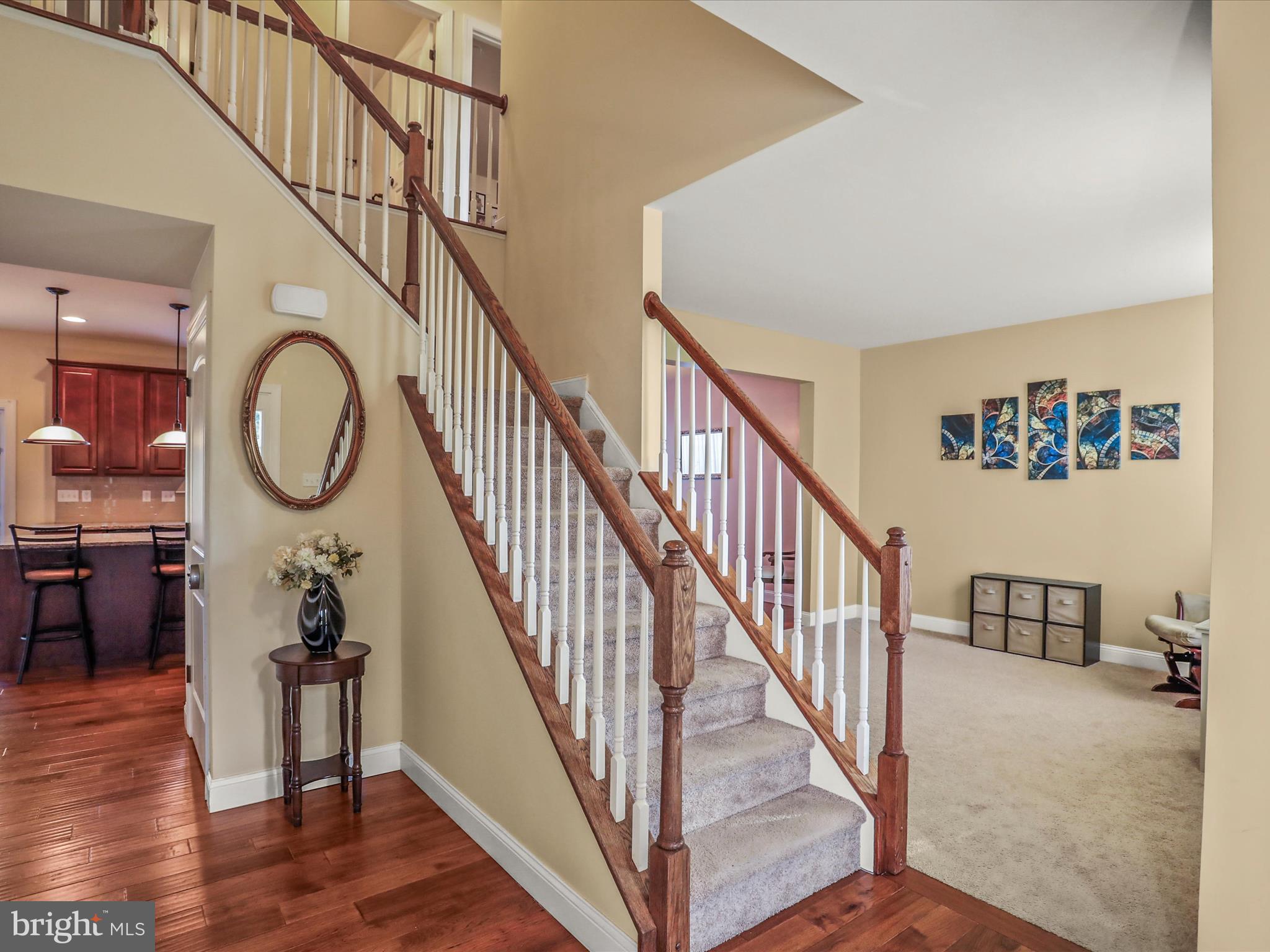 32 SPEND A BUCK DRIVE