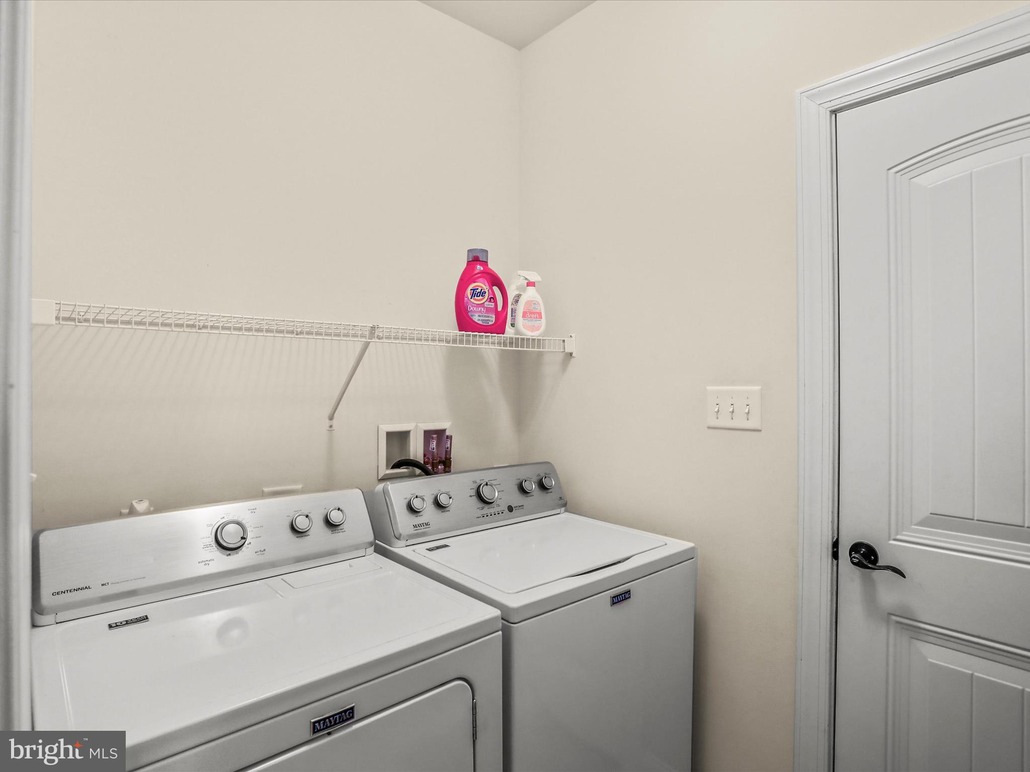 32 SPEND A BUCK DRIVE