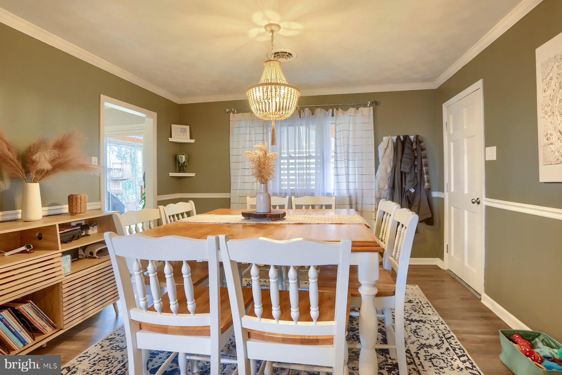 15 HIGHLAND CIRCLE