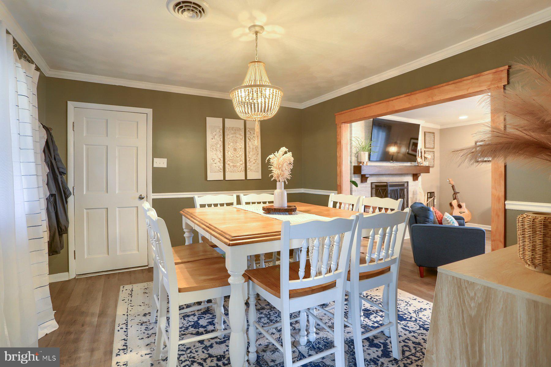 15 HIGHLAND CIRCLE