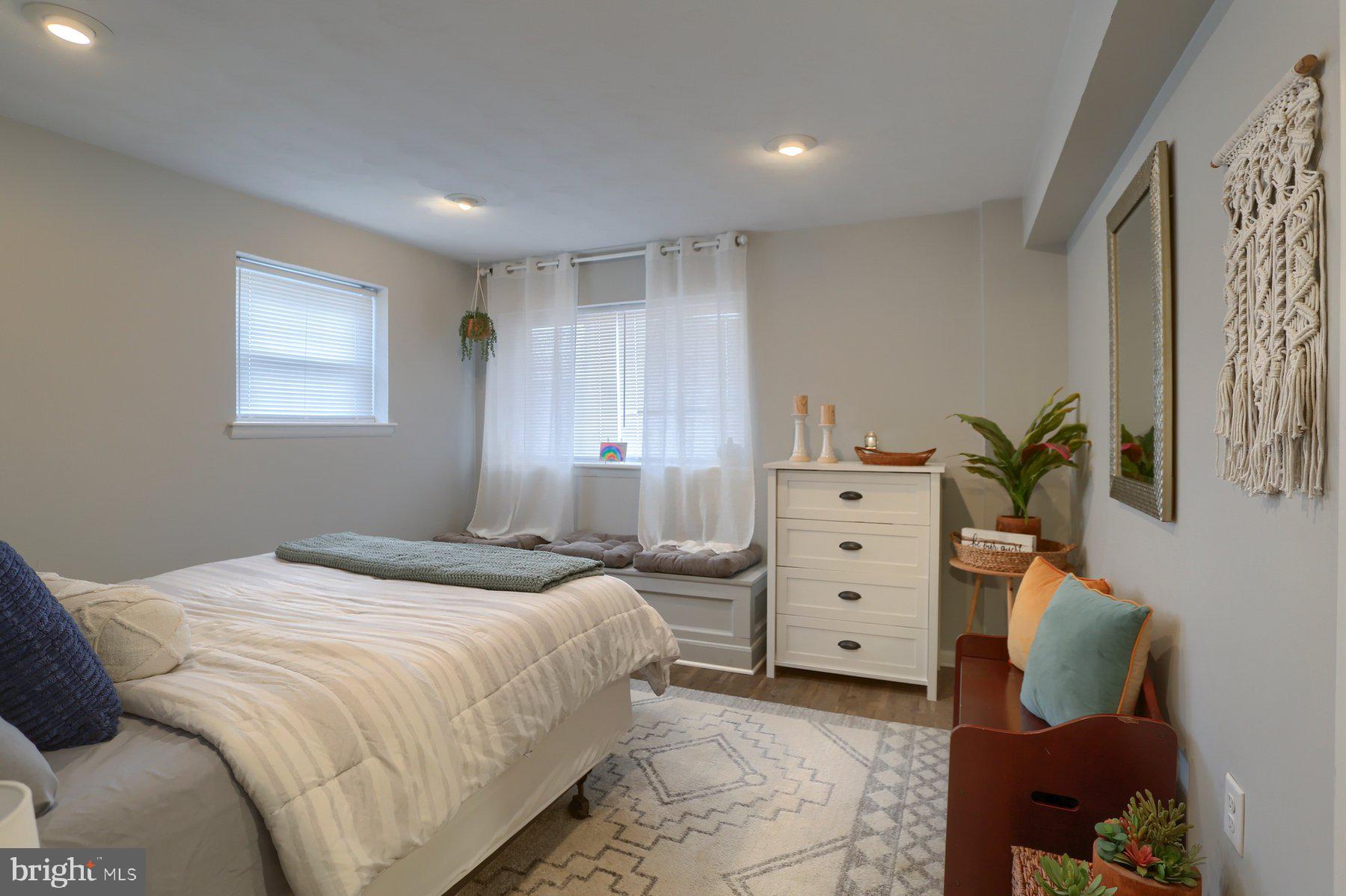 15 HIGHLAND CIRCLE