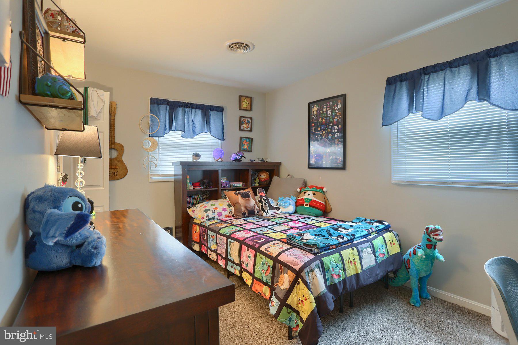 15 HIGHLAND CIRCLE