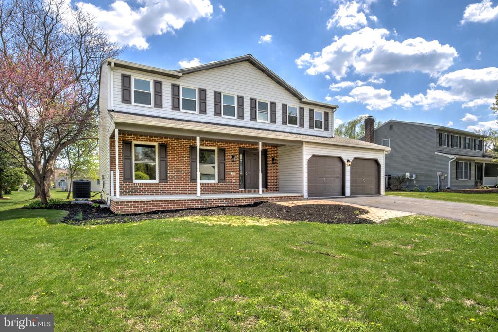404 CLEMENS DRIVE