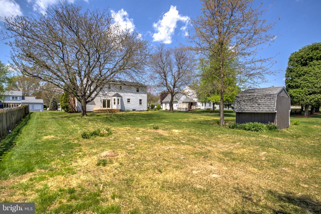 404 CLEMENS DRIVE