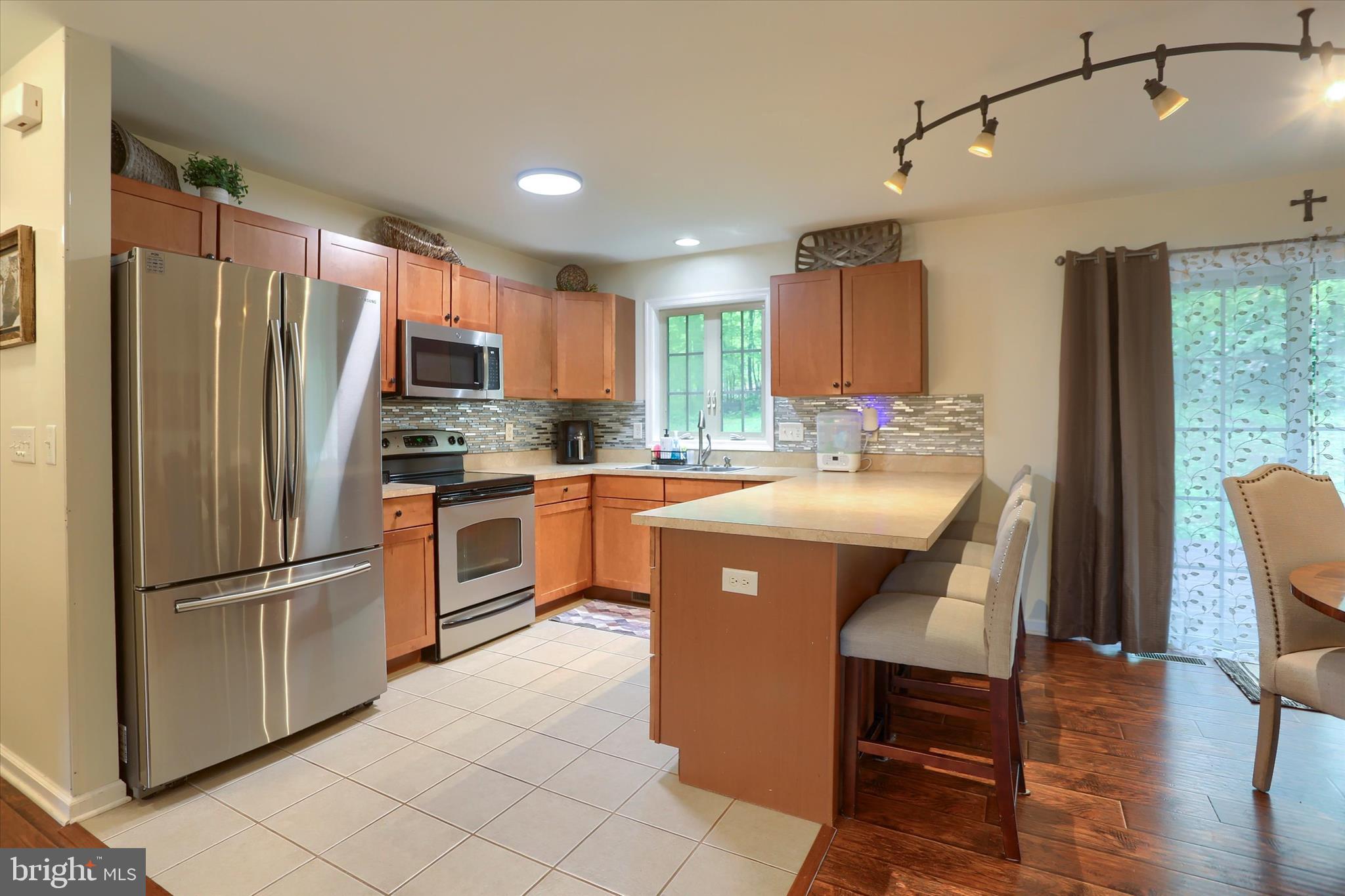 404 LITTLE JOHN DRIVE