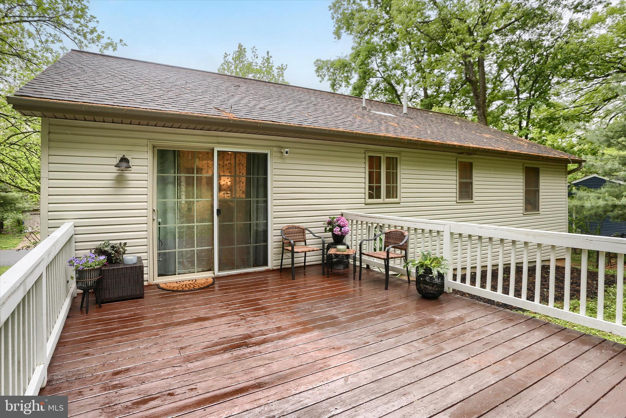 404 LITTLE JOHN DRIVE