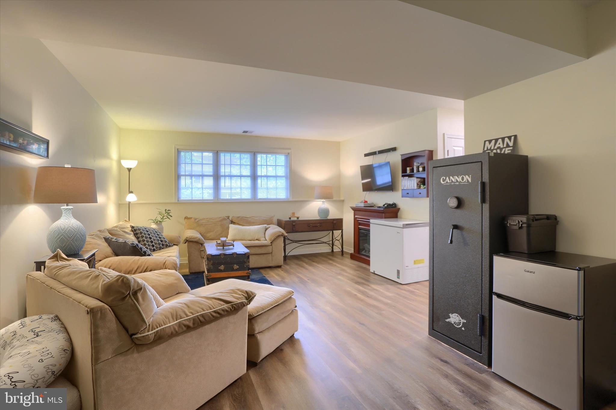 404 LITTLE JOHN DRIVE