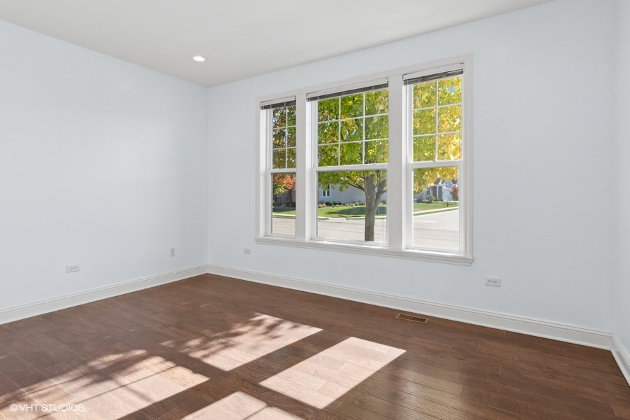 3903 Chesapeake Lane