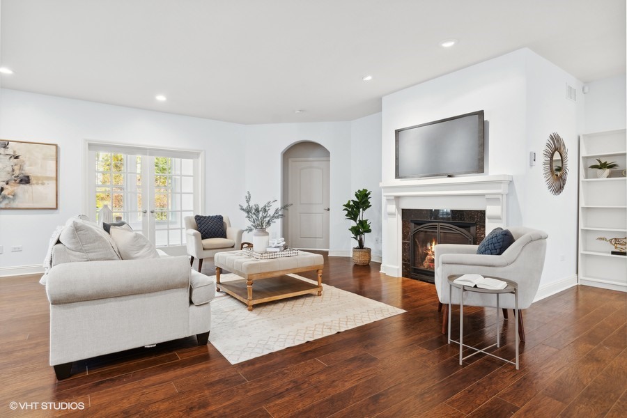 3903 Chesapeake Lane