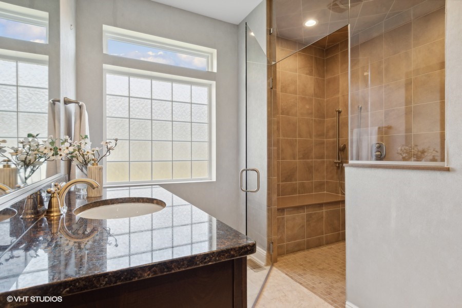 3903 Chesapeake Lane