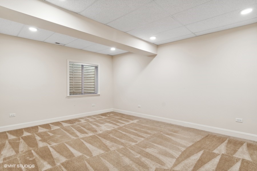 3903 Chesapeake Lane