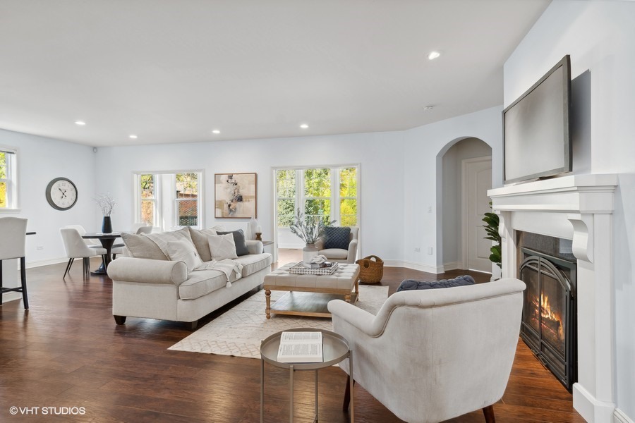 3903 Chesapeake Lane