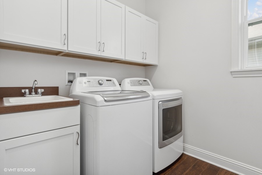 3903 Chesapeake Lane