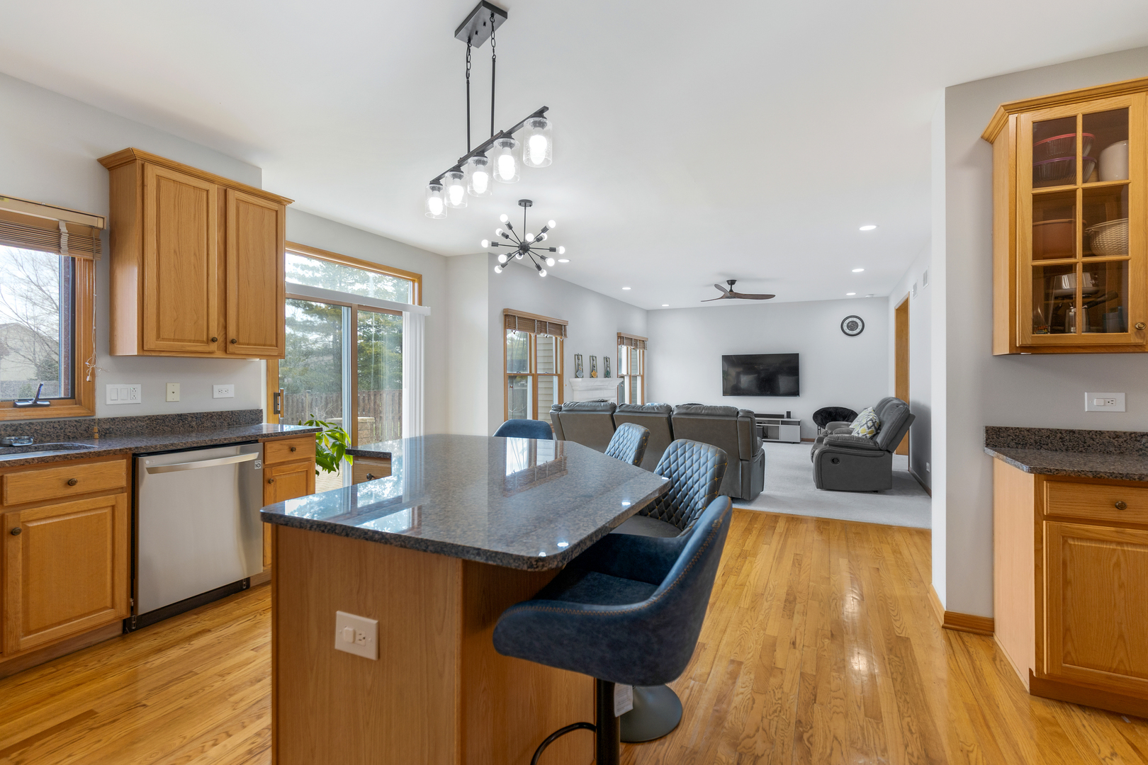 2052 Gardner Circle E