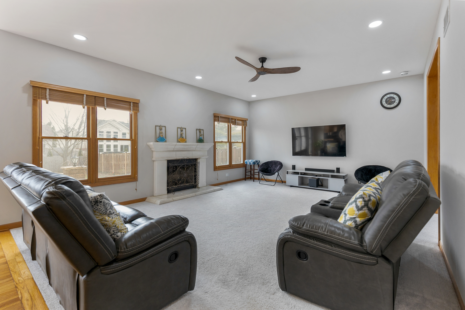 2052 Gardner Circle E